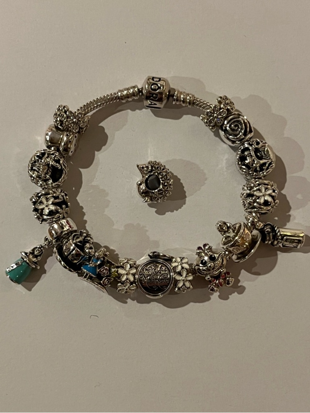 Pandora Disney Alice in Wonderland Bracelet 100% Authentic!! Rare retired HTF